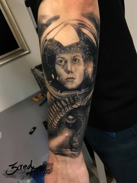 Ripley Alien Tattoo, Ellen Ripley Tattoo, Ripley Tattoo, Alien Ripley, Conquest Of Paradise, Game Over Man, Ellen Ripley, Portrait Tattoos, Alien Tattoo