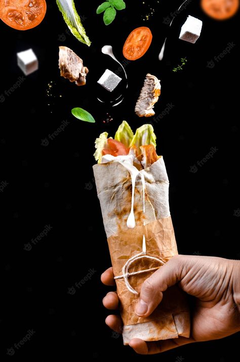 Alfaham Chicken Photography, Chicken Shawarma Photography, Sharwama Pictures, Shawarma Photography, Shawarma Aesthetic, Shawarma Design, Food Without Fire, Shawarma Ingredients, Taco Platter