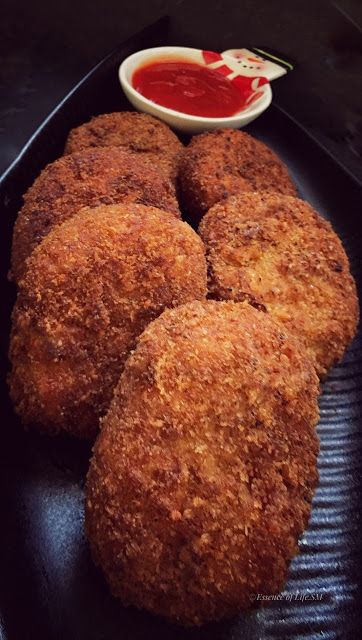 Fried Chicken Cutlets, Chicken Cutlet Recipes, Minced Chicken, Chicken Cutlet, Sense Of Taste, Korean Street Food Recipes, Cutlets Recipes, Chicken And Potatoes, Party Dishes