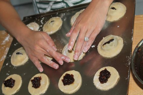 Date Cookies Filled, Date Filled Cookies, Date Recipes Desserts, Peach Cookies, Date Cookies, Best Pumpkin Pie, Gorgeous Lady, Jam Cookies, Filled Cookies