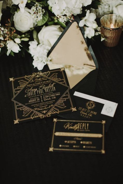 These Gatsby Wedding Ideas are Perfect for Your Vintage Glam Day | Junebug Weddings Royal Wedding Invitation, Wedding Features, Wedding Invitation Ideas, Art Deco Invitations, Modern Art Museum, Art Museum Wedding, Unique Wedding Cards, Indie Wedding, Wedding Countdown