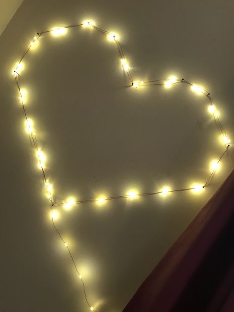 Fairy Lights Teen Room, Fairy Light Designs On Wall, Fairy Lights Aesthetic Room, Fairy Lights Heart Shape, Hearts On Buildings Lights, Fairy Lights On Wall, Led Heart Mirror, Pink Heart Fairy Lights, Heart String Lights