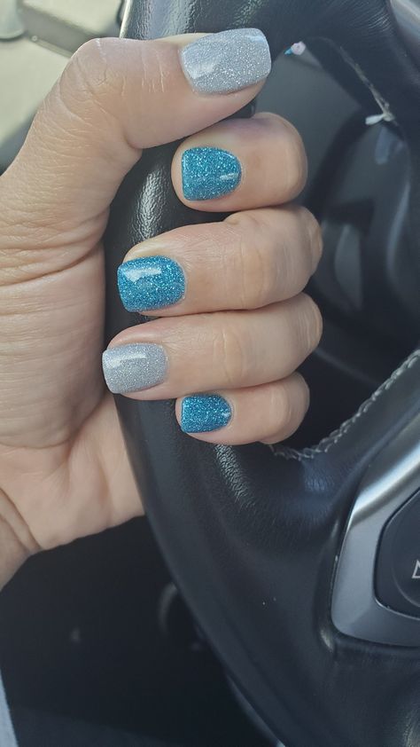 Short Blue Dip Nails, Teal And Purple Nail Ideas, Match Nails, Blue And Silver Nails, New Nail Colors, Painting Nails, Fingernail Art, Blue Glitter Nails, Turquoise Nails