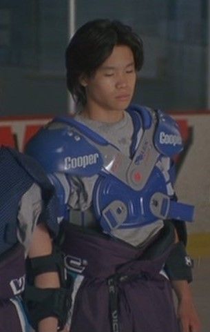 Ken Wu Mighty Ducks D3, Kenny Wu Mighty Ducks D3, Kenny Wu Mighty Ducks, Ken Wu Mighty Ducks, Guy Mighty Ducks, The Mighty Ducks Aesthetic, Kenny Wu, Fulton Reed, Early 2000s Movies