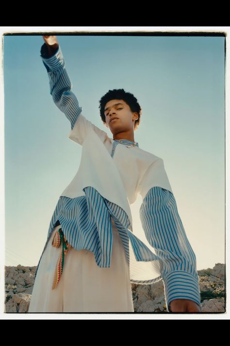 Male Inspiration, Summer Film, Parisian Summer, Wales Bonner, Moda Paris, Model Inspo, Male Fashion Trends, Male Fashion, Menswear Collection