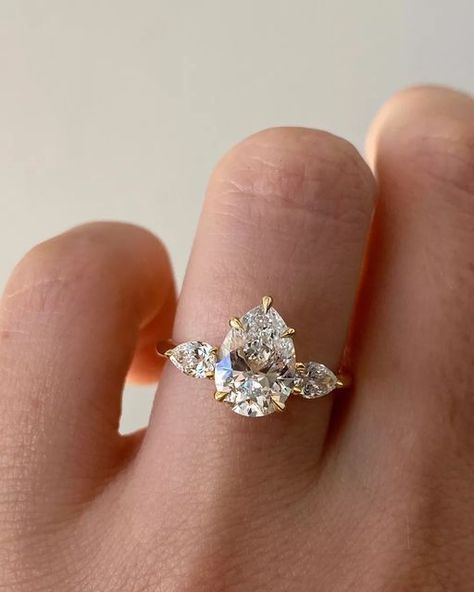 LOUISE JEAN on Instagram: "Pear-fection 🤍 Featuring the 2ct Pear diamond centre-stone in our Amira setting, a LOUISE JEAN Signature Engagement design." Engagement Design, Pear Cut Diamond Ring, Pear Moissanite Engagement Ring, Pear Wedding Ring, Pretty Engagement Rings, Pear Diamond Engagement Ring, Pear Cut Ring, Pear Cut Engagement Rings, Cute Engagement Rings