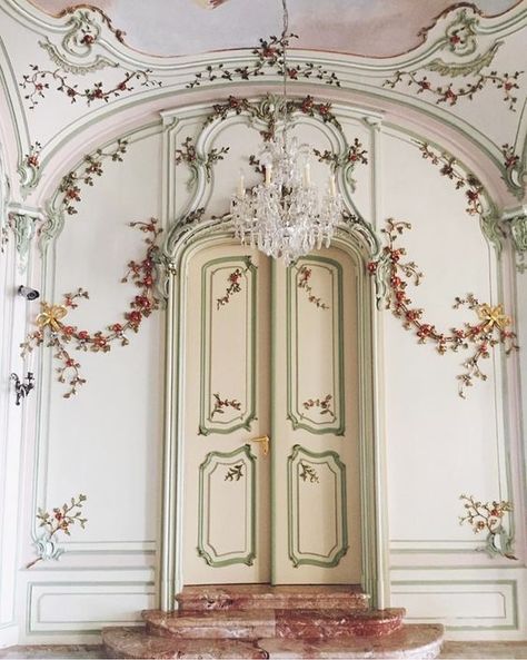 Angelcore Aesthetic, Baroque Architecture, Romantic Jewellery, French Country Style, Beautiful Architecture, Cheap Home Decor, 인테리어 디자인, Rococo, Country Style