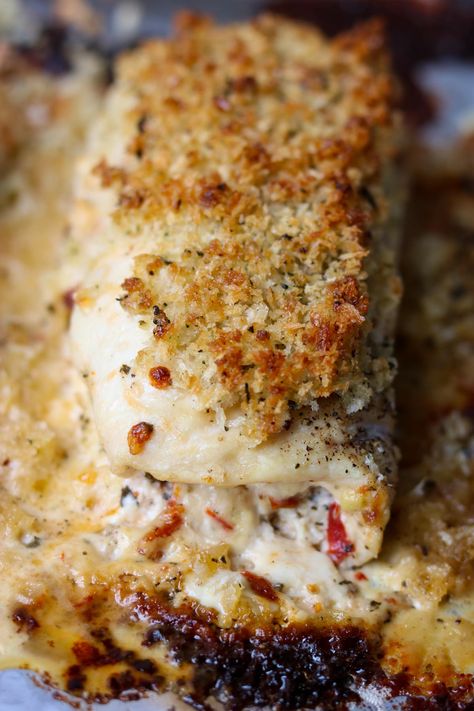 Chicken With Goat Cheese, Goat Cheese Stuffed Chicken, Goat Cheese Recipes, Chicken Entrees, Winner Winner Chicken Dinner, Dinner Entrees, Baked Chicken Breast, Sun Dried Tomatoes, Chicken Dishes Recipes