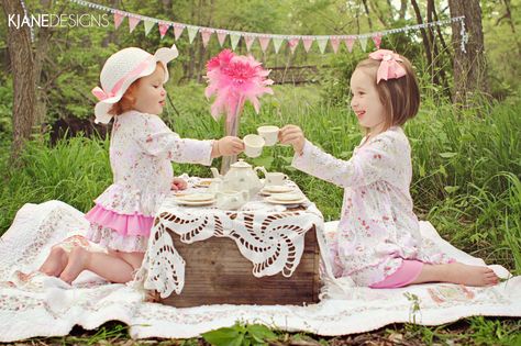 Yea Party Photo Shoot, Vintage Tea Party Photoshoot, Tea Party Picnic Photo Shoot, Family Tea Party Photo Shoot, Mommy Daughter Tea Party Photo Shoot, Mother And Daughter Picnic Photoshoot, Tea Party Photoshoot Kids, Tea Party Photoshoot, Mother Daughter Tea Party Photo Shoot