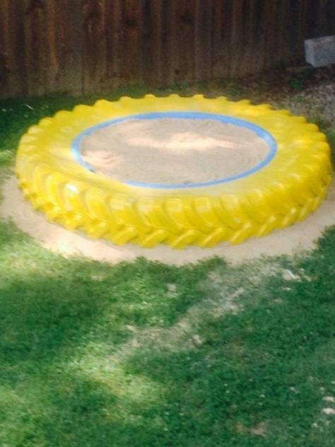 Sandbox Cover, Diy Tire, Kids Sandbox, Kids Yard, Outdoor Play Space, Backyard Ponds, Outdoor Learning Spaces, Tractor Tire, Family Park