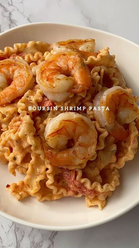 Boursin Pasta, Pasta With Shrimp, Pasta Al Dente, Boursin Cheese, Pasta Water, Crushed Red Pepper, Garlic Herb, Shrimp Pasta, Pink Salt