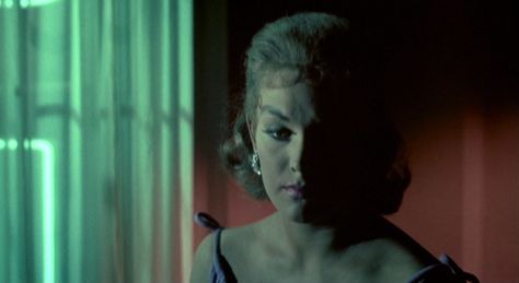 Vertigo (1958, Alfred Hitchcock) / Cinematography by Robert Burks Vertigo 1958, Filmmaking Inspiration, Third Pregnancy, Kim Novak, Jean Luc Godard, Film Studies, Film Grab, Alfred Hitchcock, Film Director