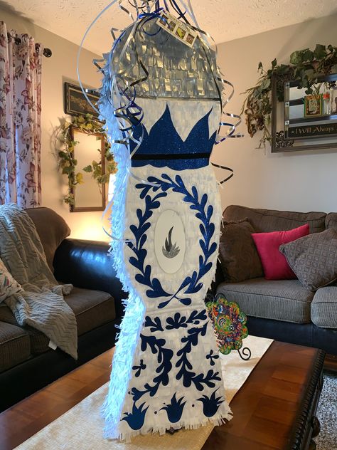 Tequila, Clase Azul. Custom 3' pinata Clase Azul Birthday Theme, Clase Azul Cake, Clase Azul Theme Party, Clase Azul Party, 3 Pinata, Azul Tequila, Talavera Wedding, 21st Birthday Themes, 36 Birthday