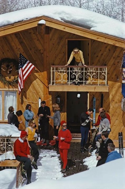 Vintage Skiing Aesthetic, Ski Lodge Aesthetic, Vintage Ski Lodge, Slim Aaron, Ski Vibes, Ski Chic, Skiing Aesthetic, Ski Aesthetic, Ski Party