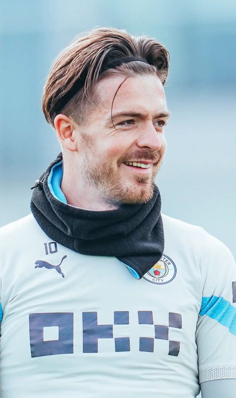 Jack Grealish Hairstyle, Hairstyle Short, Manchester City Football Club, Jack Grealish, Short Haircut, Manchester City, Football Club, Football Players, Short Hair Cuts