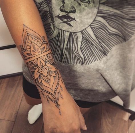 Mandala Arm, Mandala Arm Tattoos, Mandala Wrist Tattoo, Mandela Tattoo, Mandala Hand Tattoos, Mandala Tattoo Sleeve, Cuff Tattoo, Bauch Tattoos, Henna Inspired Tattoos