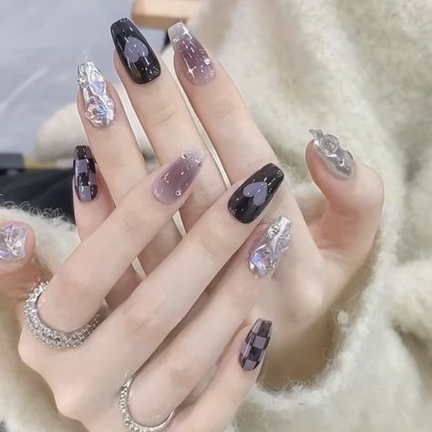 10pcs Handmade Black Purple Plaid Silver Long False Nails Tips Acrylic Fake Nails To Stick High Full Cover Nail Tips, Manikur Kuku, Nagel Tips, Blush Nails, Pretty Gel Nails, Really Cute Nails, Kawaii Nails, Hot Nails, Girls Nails