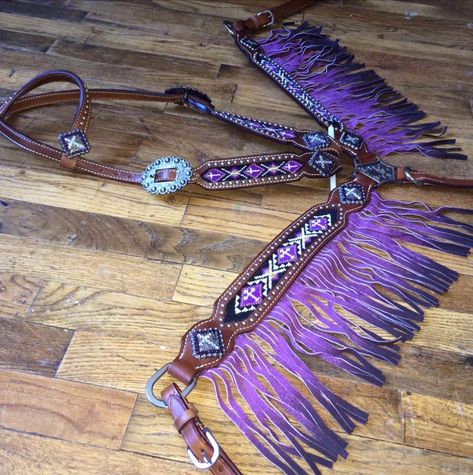 13076 Purple Ombré Fringe Tack Set Horse Showmanship, Western Tack Sets, Barrel Racing Tack Sets, Barrel Racing Tack Rodeo, Purple Horse, Barrel Racing Saddles, Horse Halters, Barrel Racing Tack, Horse Show Clothes