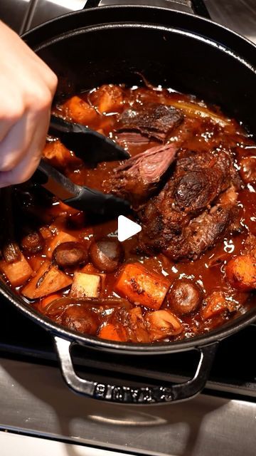 Weekday Meals For Two, Pot Roasts, Salty Recipes, Roast Beef Dinner, For Dinner, Facebook Recipes, Roast Beef Recipes, Pot Roast Slow Cooker, Central Cee