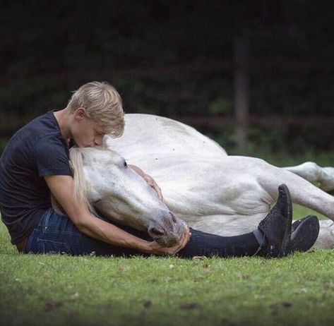 Jesse Drent, Horse And Human, Anatomy Poses, Human Poses Reference, Human Poses, Body Reference, Horse Photos, Pose Reference Photo, Art Poses