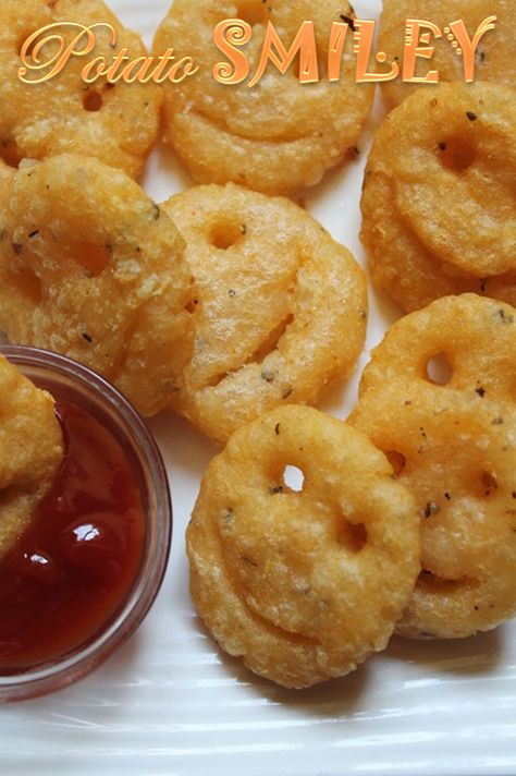 Potato Smiles Recipe, Potato Smiles, Tiffin Recipe, Recipe Potato, Baby Recipes, Tiffin Box, How To Make Potatoes, How To Cook Potatoes, Crispy Potatoes