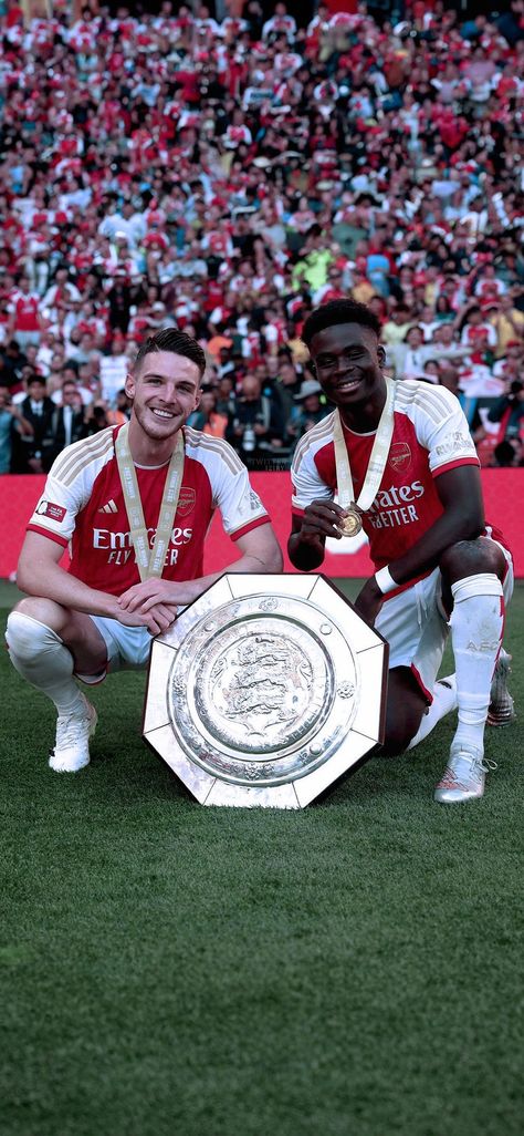 Declan Rice & Saka Arsenal Pictures, Arsenal Fc Players, Arsenal Photo, Arsenal Stadium, Arsenal Football Shirt, Fa Community Shield, Arsenal Fc Wallpapers, Miroslav Klose, Arsenal Soccer