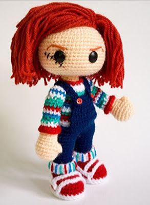 Crochet Chucky Doll, Chucky Amigurumi, Yarn Toys, Chucky Halloween, Crocheted Dolls, Mini Amigurumi, Chucky Doll, Craft Crochet, Crochet Dolls Free Patterns