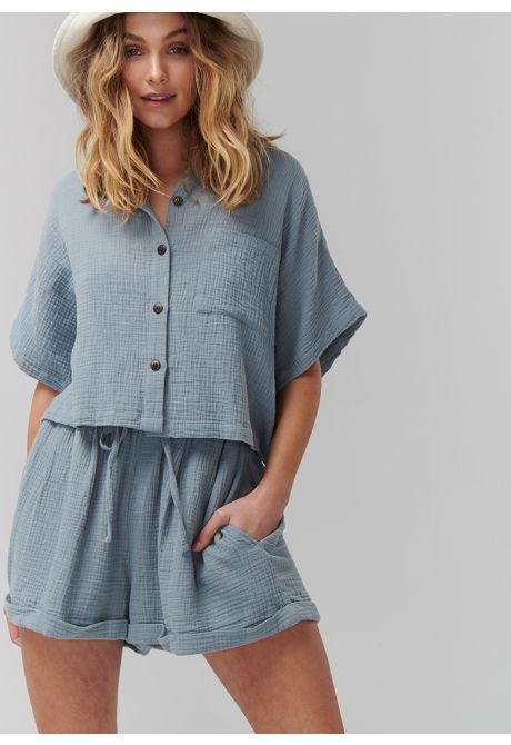 Lounge Wear Ideas, Linen Lounge Wear, Cotton Shorts Women, Colour Mood, Ghanda Clothing, Mom Daughter Outfits, Preteen Fashion, Sleepwear Fashion, Womens Hoodies