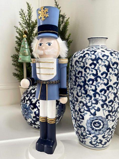 Neutral Color Nutcracker, Paint A Nutcracker, Nutcrackers Display, Christmas Kids Room, Christmas Color Schemes, Nutcracker Crafts, Christmas Luncheon, Nutcracker Decor, Nutcracker Christmas Decorations