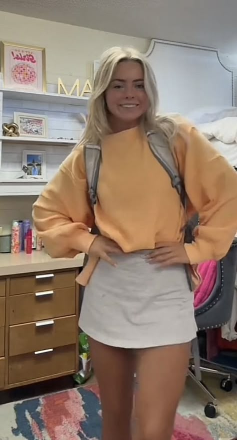 Cute Comfy Preppy Outfits, Neon Athletic Outfits, Preppy Fits For School Winter, Bright Athleisure Outfits, Align Skirt Outfits, What I Wore To School This Week, Movie Outfits Casual, Lulu Skirt Outfit, Athletic Skirt Outfit