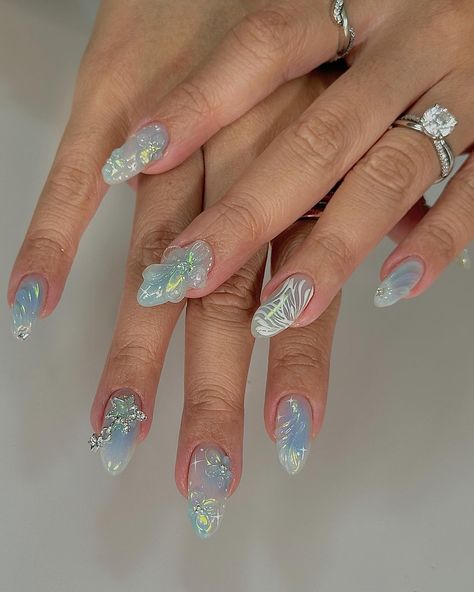 Ombre Nails With Charms, Trendy Ombre Nails, Bio Nails, Nails With Charms, Girly Acrylic, Girly Acrylic Nails, Kawaii Nails, Press Ons, 3d Nail Art