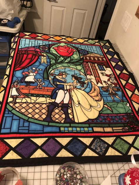 Beauty and The Beast quilt Beauty And The Beast Crochet Blanket, Beauty And The Beast Knitting Patterns, Themed Quilts Ideas, Story Quilts Ideas, Beauty And The Beast Embroidery, Disney Quilt Patterns, Disney Quilts Ideas, Beauty And The Beast Quilt, Nerdy Quilts