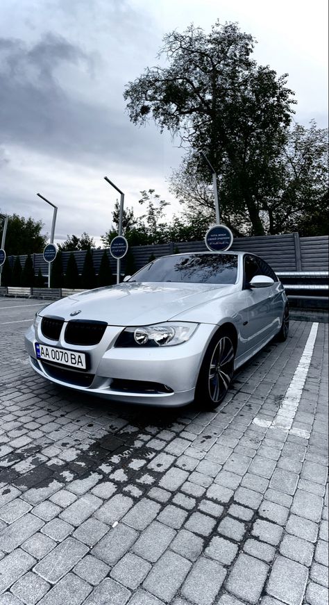 Nice BMW E90 wallpaper for iPhone. Registration number is fake. E90 Wallpaper, Bmw 320d, Bmw E90, Wallpaper For Iphone, Iphone Wallpaper, Bmw Car, Bmw, Cars, Iphone