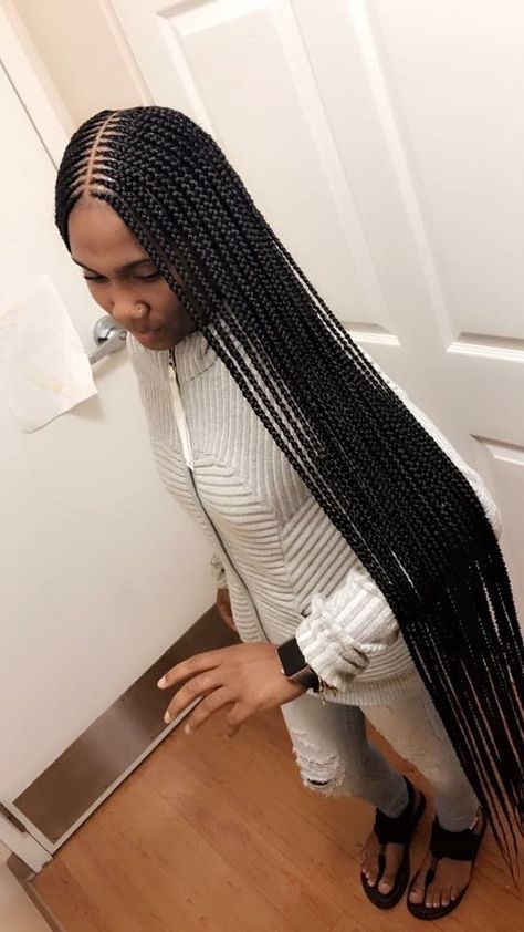 If your gonna get weavey with it....go long and exotic! Best Braid Styles, Lemonade Braids, Medium Box Braids, Ghana Braids, Feed In Braid, Flat Twist, Beautiful Braids, Girls Braids, Sisterlocks