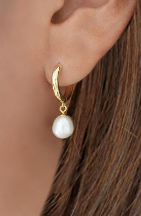 Gold Plates, Earring Crafts, Huggie Hoop Earrings, Pearl Size, Pearl Drop, Bridal Accessories, Freshwater Pearls, Fresh Water, Gold Plate