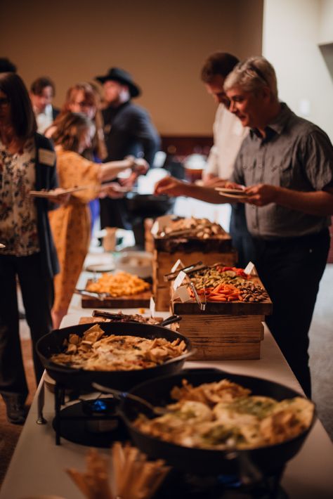 Event Food Photography, Event Aesthetic People, Food Event Photography, Dinner Event Photography, Business Event Photography, Catering Photoshoot, Catering Aesthetic, Buffet Photography, Food Tasting Event