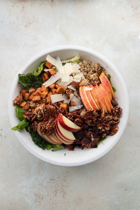 hot honey harvest salad Hot Honey Bacon, The Palatable Life, Palatable Life, Butter Pecans, Honey Bacon, Exciting Salads, Forehead Kiss, Recipes Tiktok, Thanksgiving Salad