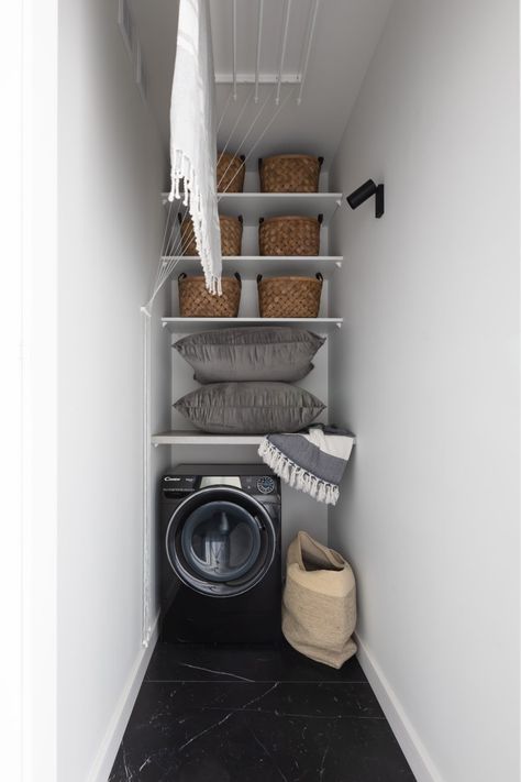 Shelves Over Washing Machine, Black Washing Machine, Organized Laundry, Laundry Nook, Styl Hampton, Black Shelves, Rustic Retreat, Woven Baskets, Smart Storage