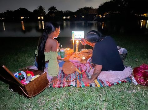 Dream Dates, Romantic Date Night Ideas, Cute Date Ideas, Black Couple, Bae Goals, Picnic Date, Black Love Couples, Black Couples Goals, Black Femininity