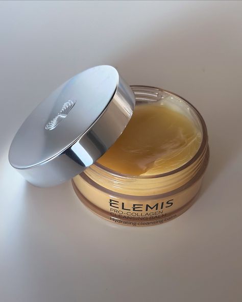 gifted by Elemis if you have dry skin this collagen cleansing balm is for you!! It’s a 3-in-1 melting cleanser that easily removes makeup, daily visible pollutants, and impurities for a soft and glowing complexion ✨✨ As you know I have eczema, in this cold weather my skin is even more drying. This balm contains 9 essential oils that helps hydrate my skin @elemis available at @sephora #makeupmeltdown #skincare #makeupremover #cleansingbalm #cleansing #elemis #beauty #sephora #hydratedski... Makeup Cleansing Balm, Elemis Cleansing Balm, Elemis Pro Collagen, Cleansing Balm, Glowing Complexion, My Skin, 3 In 1, Makeup Remover, Dry Skin