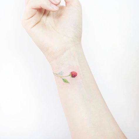 Sweet colorful strawberry tattoo on wrist Tattoo Finger Men, Tattoo On Wrist, Strawberry Tattoo, Tattoo Finger, Flower Wrist Tattoos, Tattoo Wrist, Wrist Tattoos For Guys, Trendy Tattoo, Small Wrist Tattoos