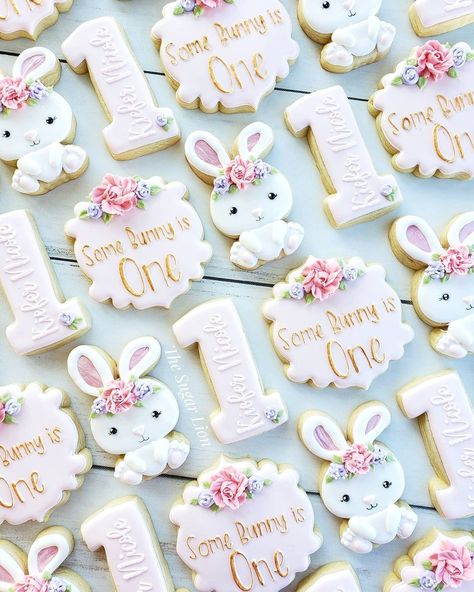 Bunny First Birthday Cookies, Somebunny Is One Cookies, Some Bunny Is Turning One Centerpiece, Bunny Theme Cake First Birthdays, Bunny Theme First Birthday Girl, First Birthday Bunny Cake, Some Bunny Is Turning One Cake Smash, Some Bunny Is One Birthday Party Ideas, Some Bunny Turns One