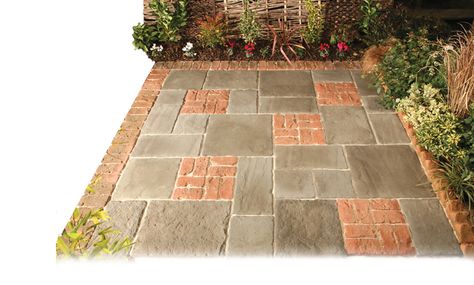 Mixed Material Patio, Brick Landscaping Ideas, Brick Paver Patterns, Paved Patio Ideas, Trailer Patio, Landscaping Pavers, Pavers Patio, Stone Patio Designs, Paving Ideas