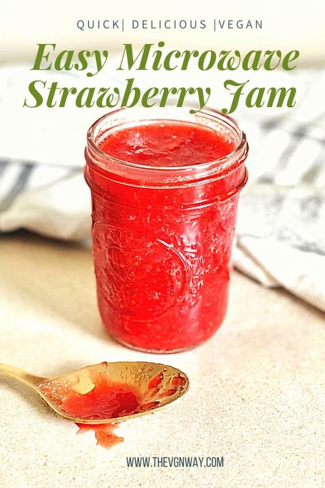 This homemade refrigerator jam uses strawberries, sugar, a little pectin and lemon juice and will take you less than 10 minutes to make in the microwave Jam Uses, Refrigerator Jam, Vegan Breakfast Options, Low Sugar Jam, Quinoa Breakfast Bowl, Eat Me Drink Me, Strawberry Jam Recipe, Gluten Free Biscuits, Vegan Sugar