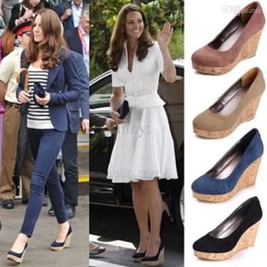 Wedge Pumps Outfit, Kate Middleton Shoes, Samantha Cameron, Pumps Outfit, Mustard Pants, Looks Kate Middleton, Purple Pumps, Dog Running, Princess Kate Middleton