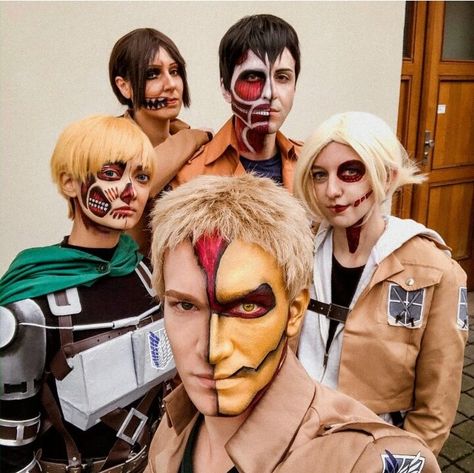 Attack On Titan Halloween Costume, Attack On Titan Makeup, Eren Jaeger Cosplay, Attack On Titan Cosplay, Aot Cosplay, Cosplay Couple, Anime Haircut, Couple Cosplay, Atack Ao Titan