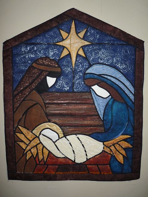 Nativity Quilt, Stained Glass Nativity, Stained Glass Quilt, Church Banners, Nativity Crafts, Stained Glass Christmas, Winter Quilts, Birth Of Jesus, Christmas Quilts