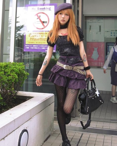 Styling Belts, Japanese Punk Fashion, Akeri Homura, Japan Y2k, Japanese Punk, Moodboard Fashion, Alt Outfits, Pose Fotografi, Gyaru Fashion