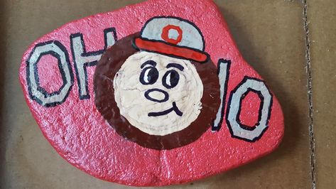 Ohio State Rock Painting Ideas, Crafts With Buckeyes Ohio, Ohio State Buckeyes Crafts, Ohio State Buckeyes Helmet, Ohio State Crafts, Ohio State Buckeyes Man Cave, Brutus Buckeye, Alabama College Football, State Crafts