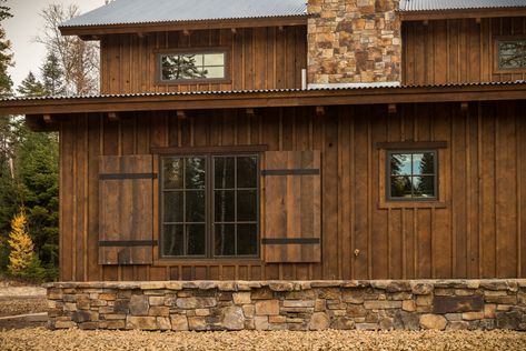 ranchwood-Tackroom random width Board and Batten Siding - Montana Timber ProductsMontana Timber Products Wood Siding Exterior, Board And Batten Exterior, Rustic Shutters, Barn Apartment, Rustic Exterior, Rustic Window, Cabin Exterior, Cedar Siding, Shutters Exterior